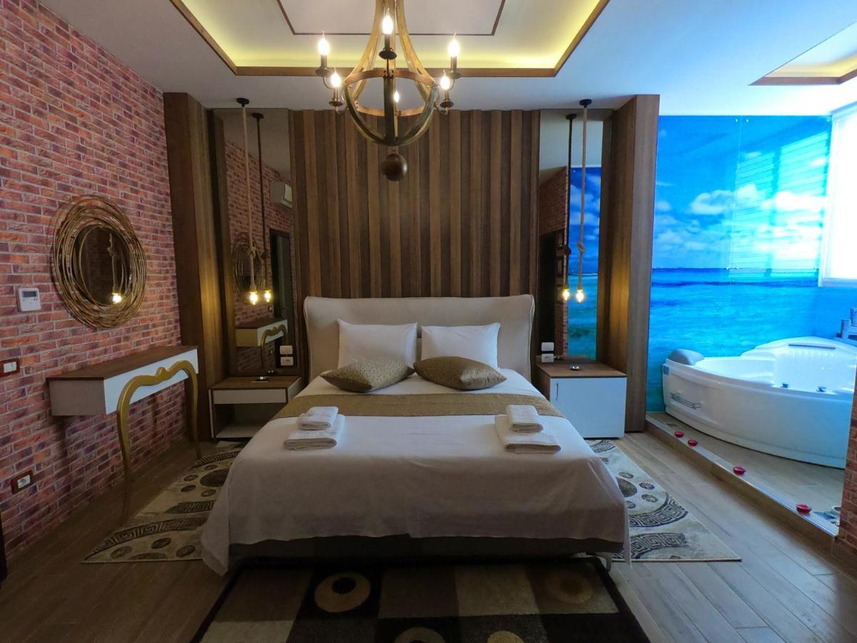 Hotel St.Pauli Shkodër エクステリア 写真